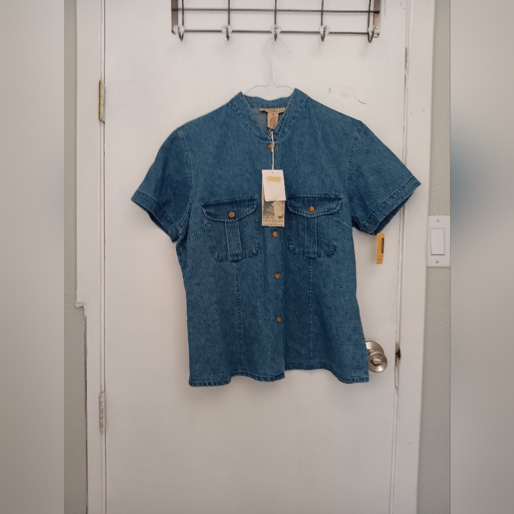 Denim Shirt - Short Sleeve